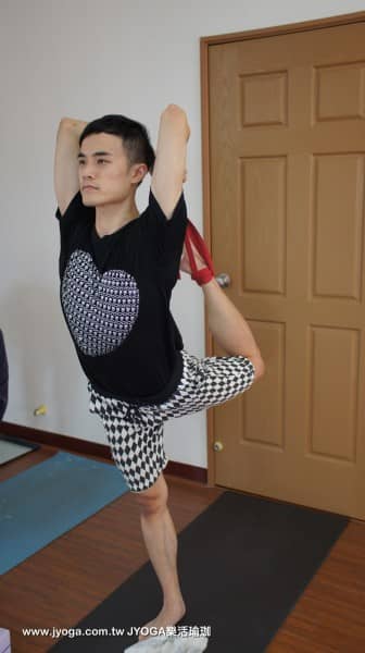 台南JYOGA樂活瑜珈-Angela'workshop-visvamitrasana